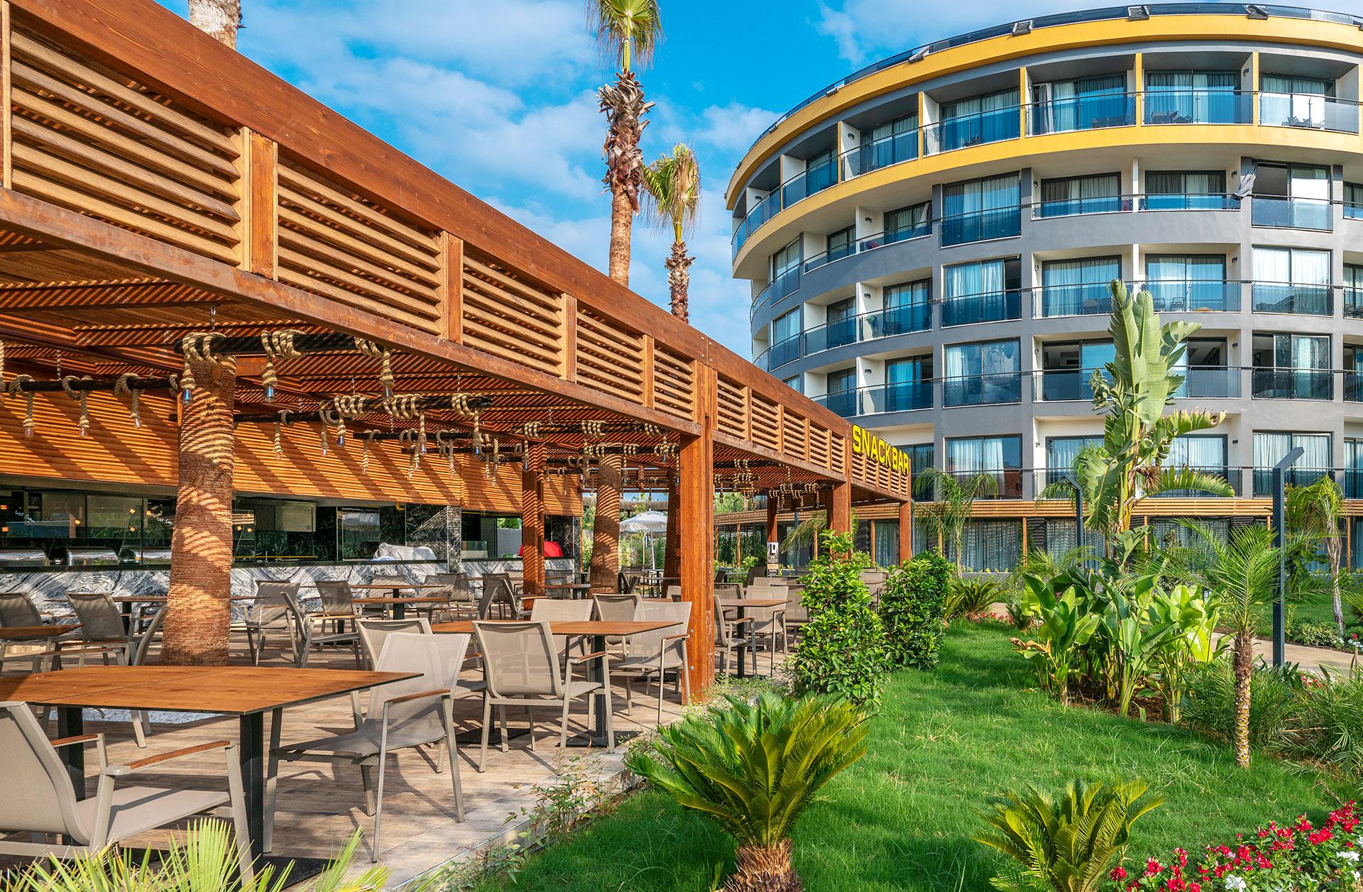 Arnor De Luxe Hotel & Spa Side Exterior photo