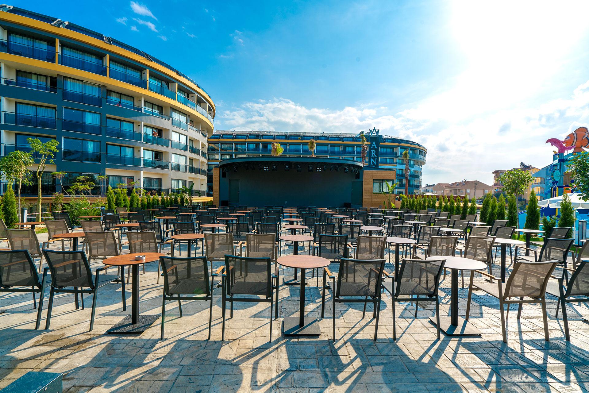 Arnor De Luxe Hotel & Spa Side Exterior photo